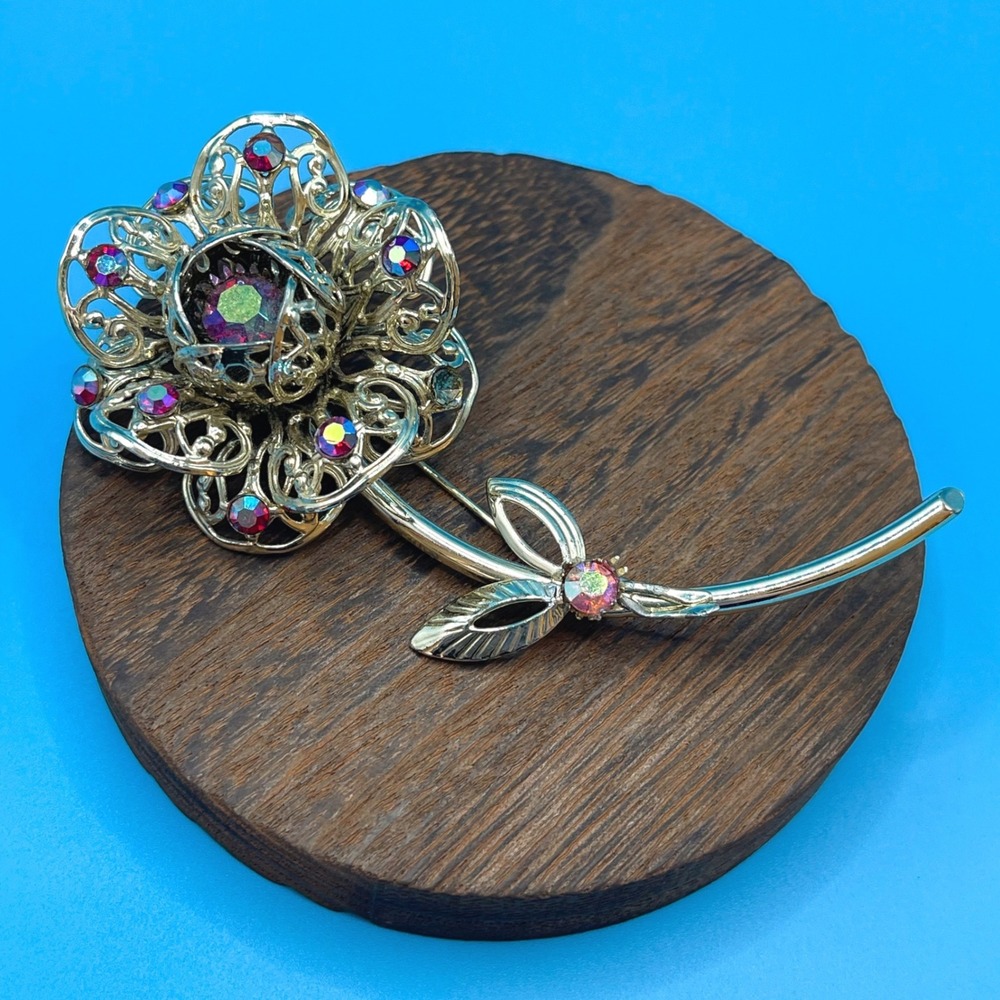 Vintage Sarah‎ Coventry Flower Brooch Silver Tone Aurora Borealis Rhinestone Pin
